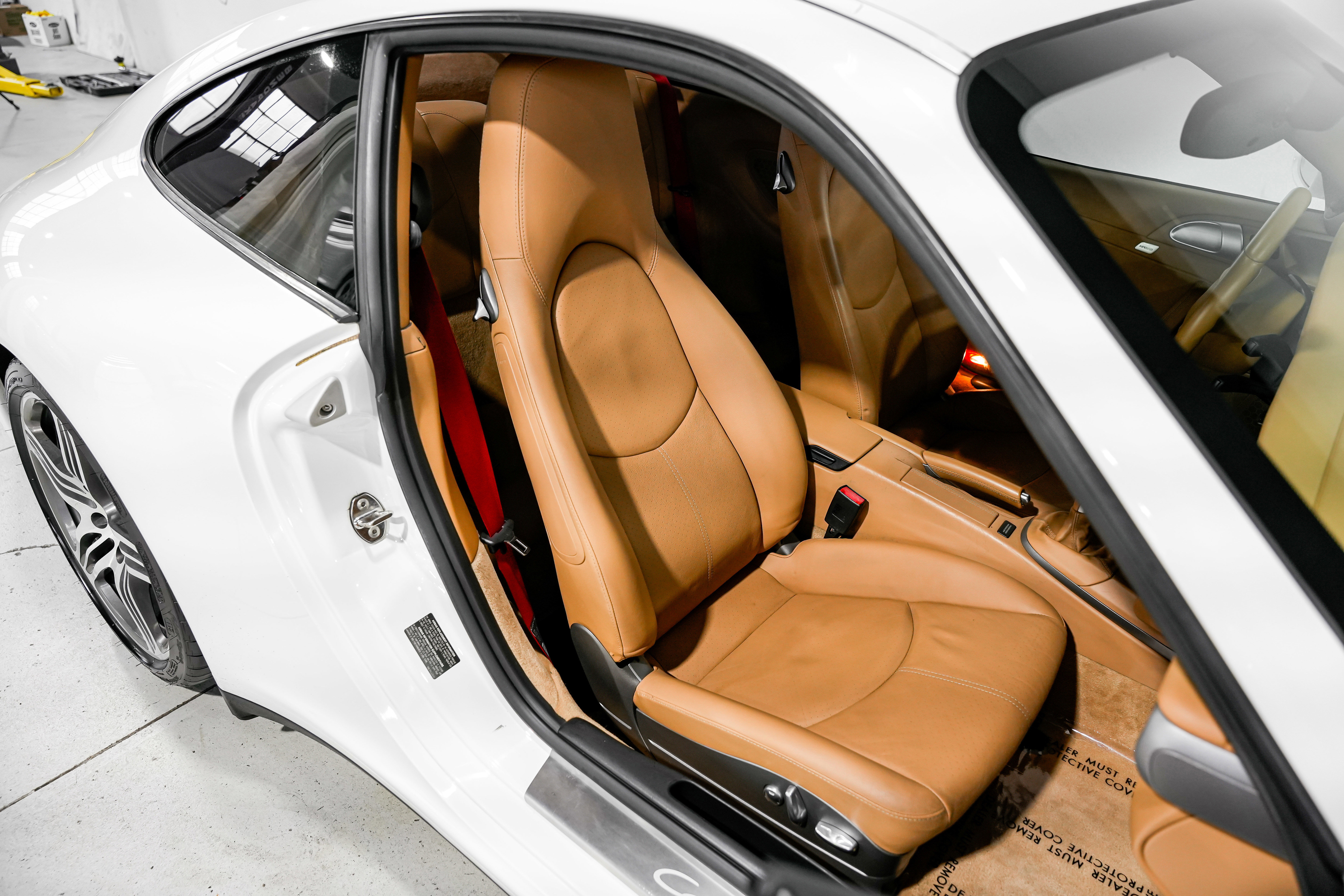 Used 2009 Porsche 911 Carrera 4 image 25