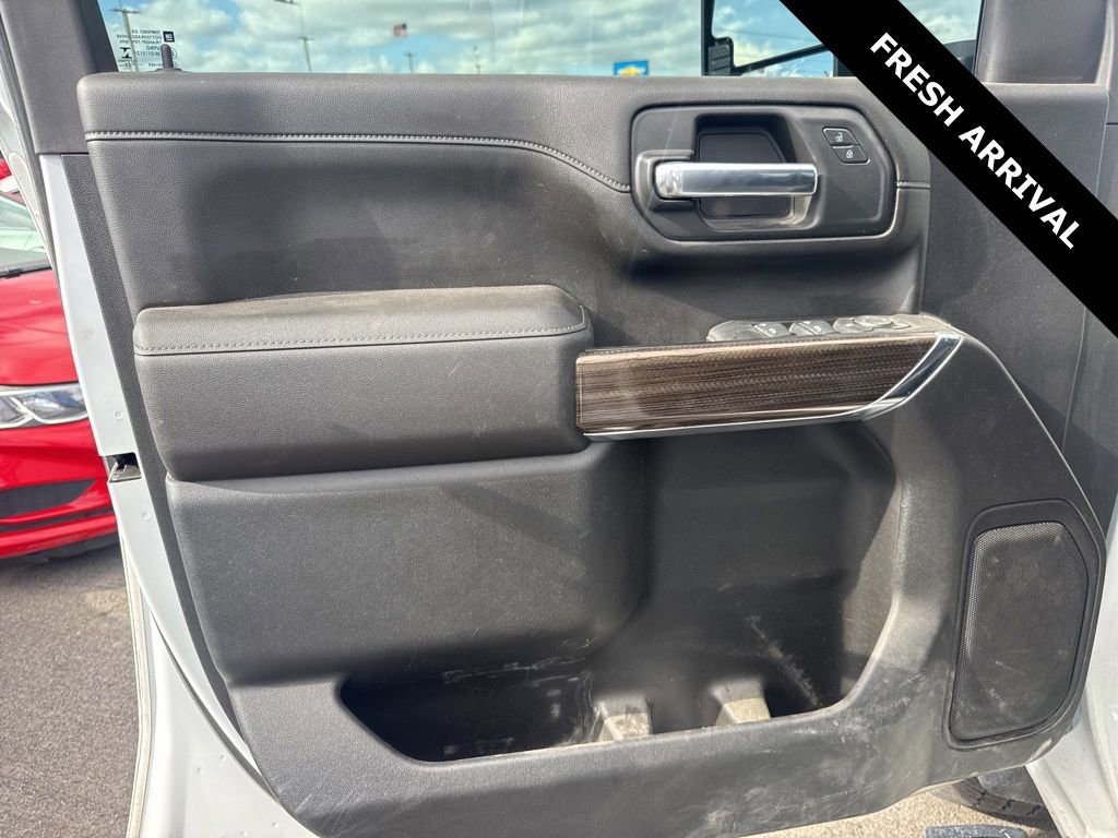 Used 2023 Chevrolet Silverado 2500 LT w/ Convenience Package image 9