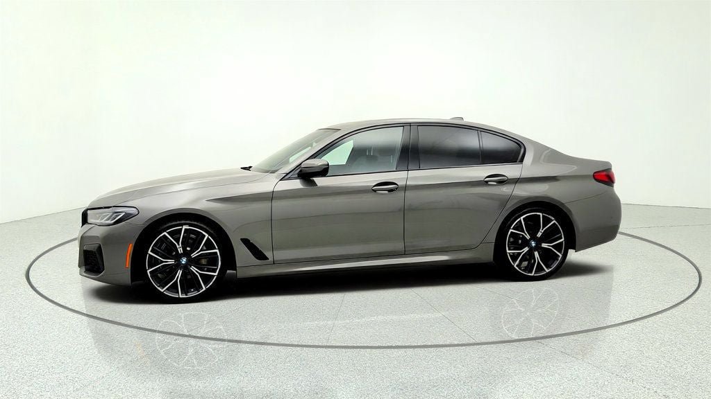 Used 2022 BMW 530i w/ M Sport Package RWD image 8