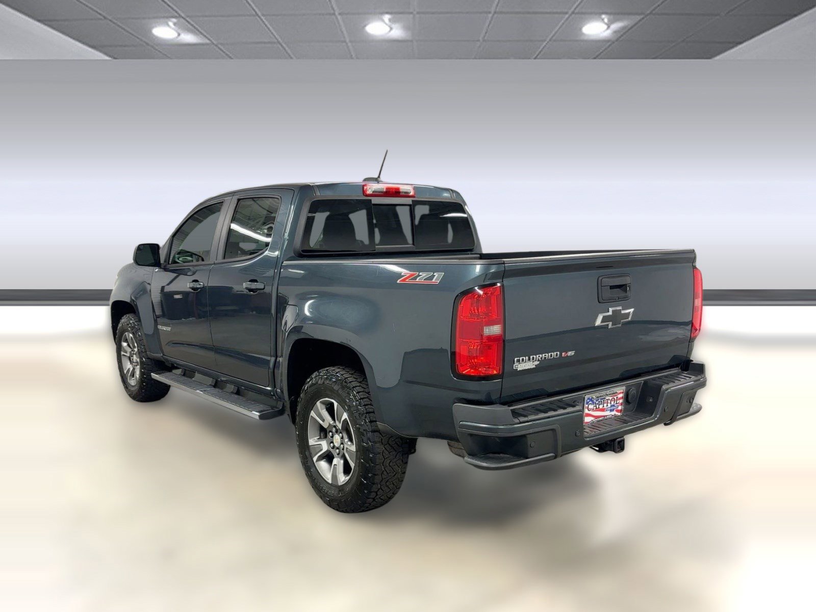 Used 2019 Chevrolet Colorado Z71 image 2