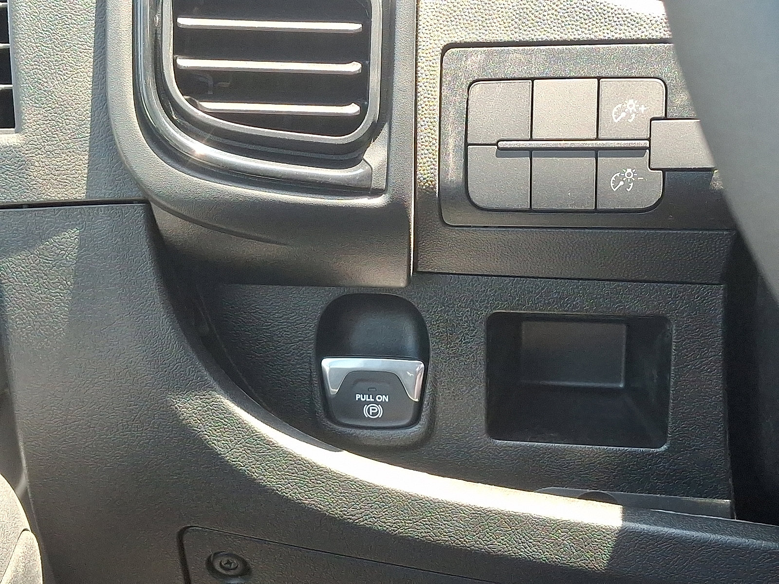 New 2025 RAM 3500 Laramie w/ Max Tow Package image 15