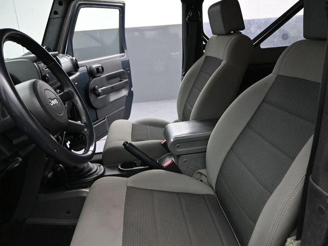 Used 2008 Jeep Wrangler X image 17