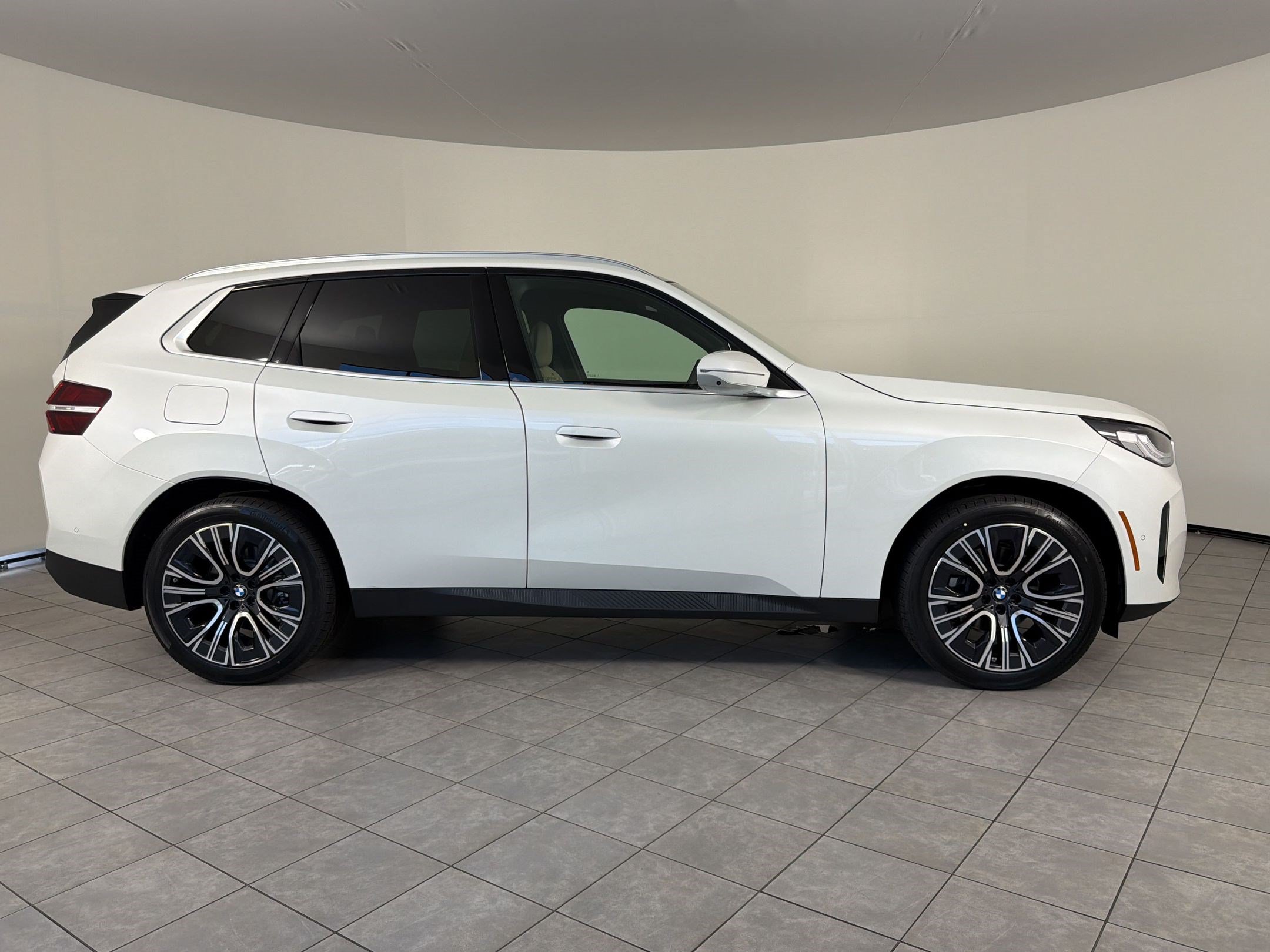 New 2026 BMW X3 xDrive30i w/ Premium Package AWD/4WD image 8