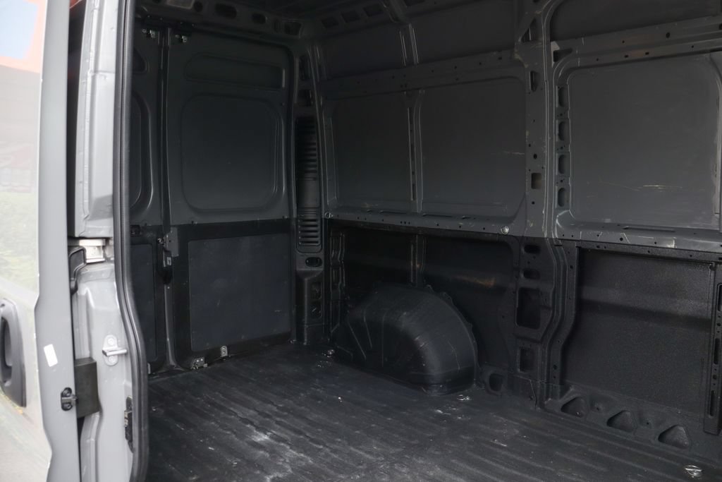 Used 2023 RAM ProMaster 3500 FWD image 13