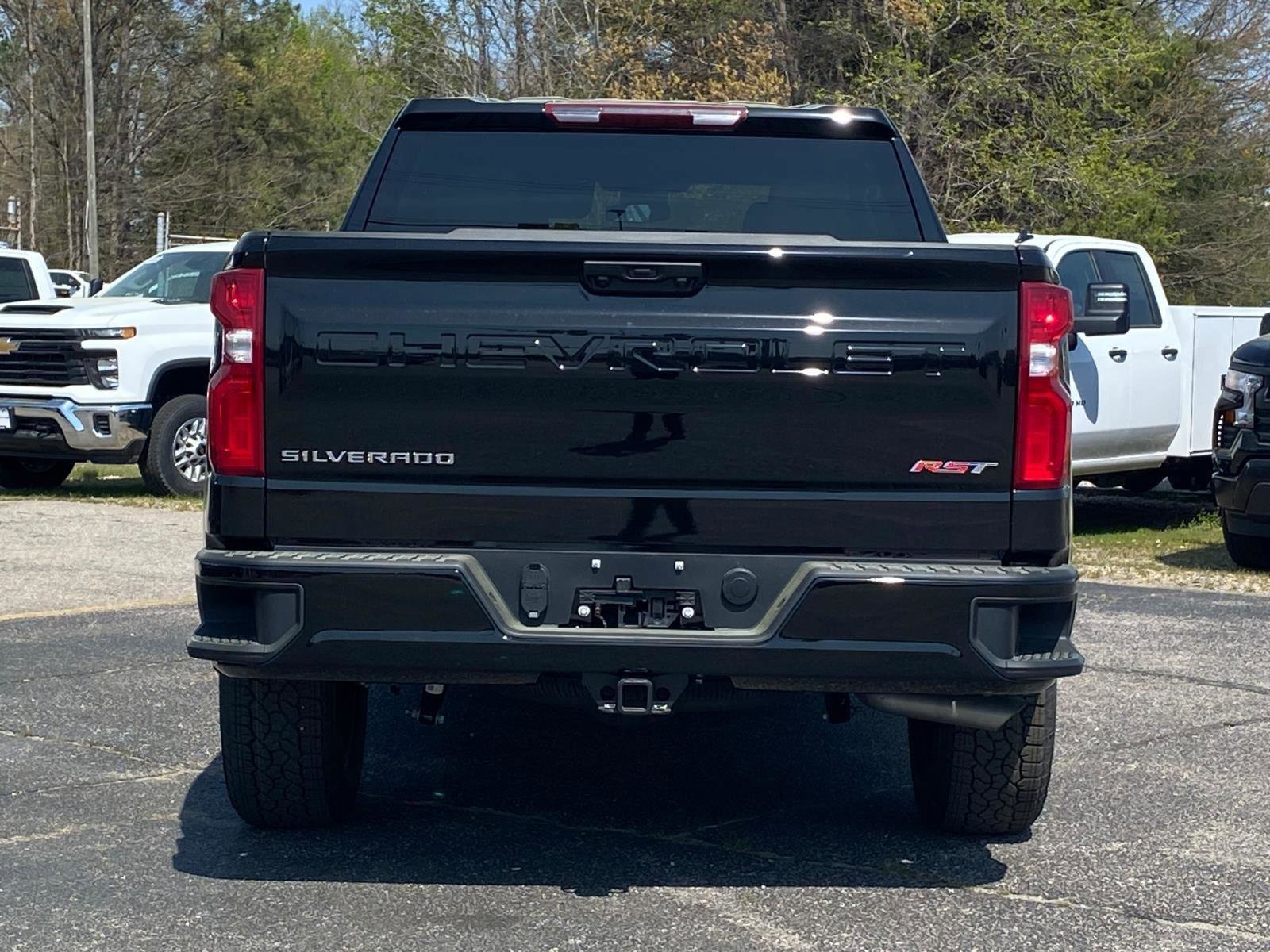 New 2026 Chevrolet Silverado 1500 RST w/ RST Select Package AWD/4WD image 4