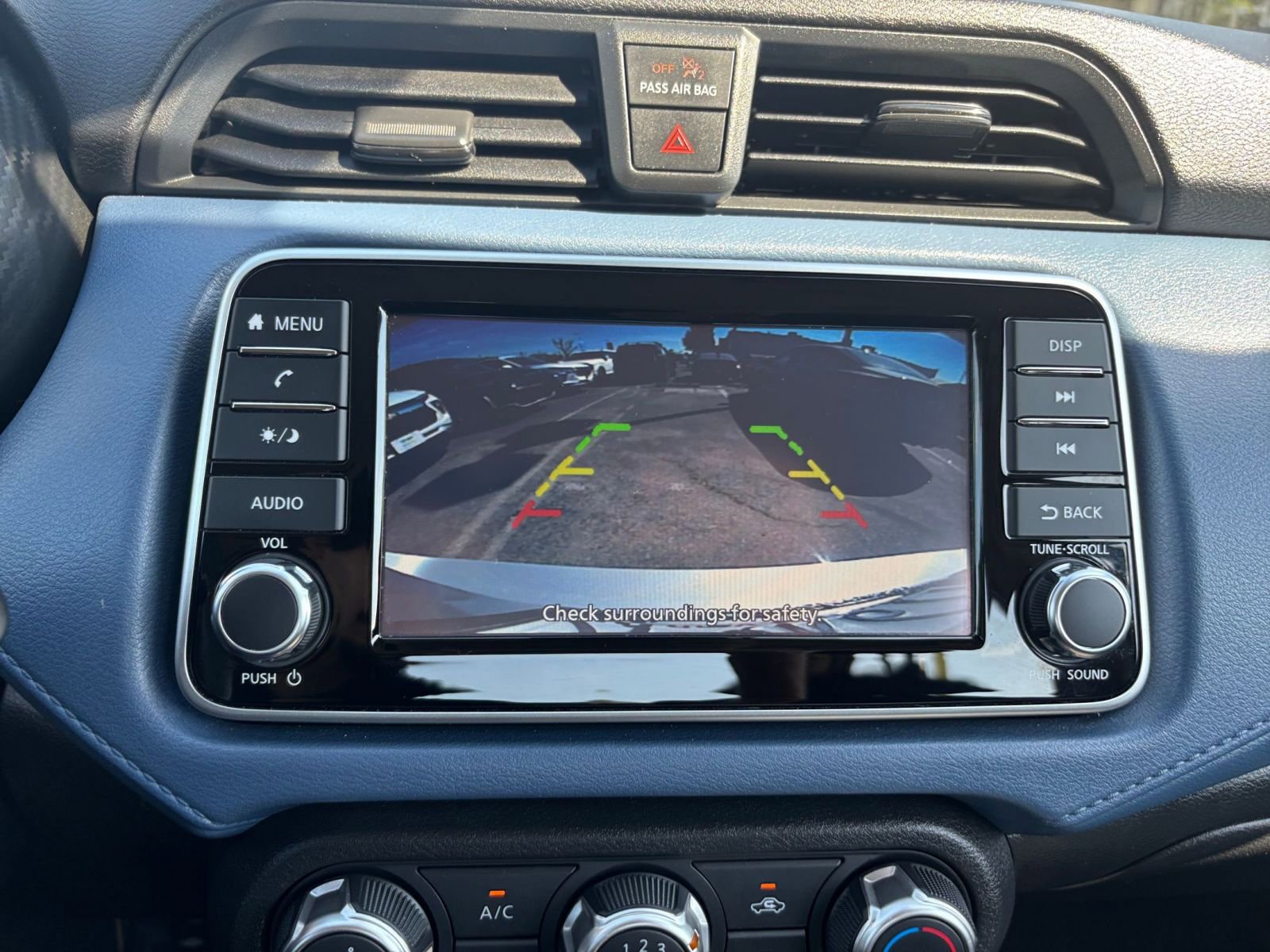 Used 2025 Nissan Versa SV image 22