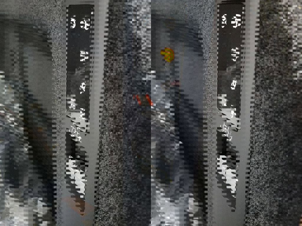 New 2026 Land Rover Range Rover SE image 30