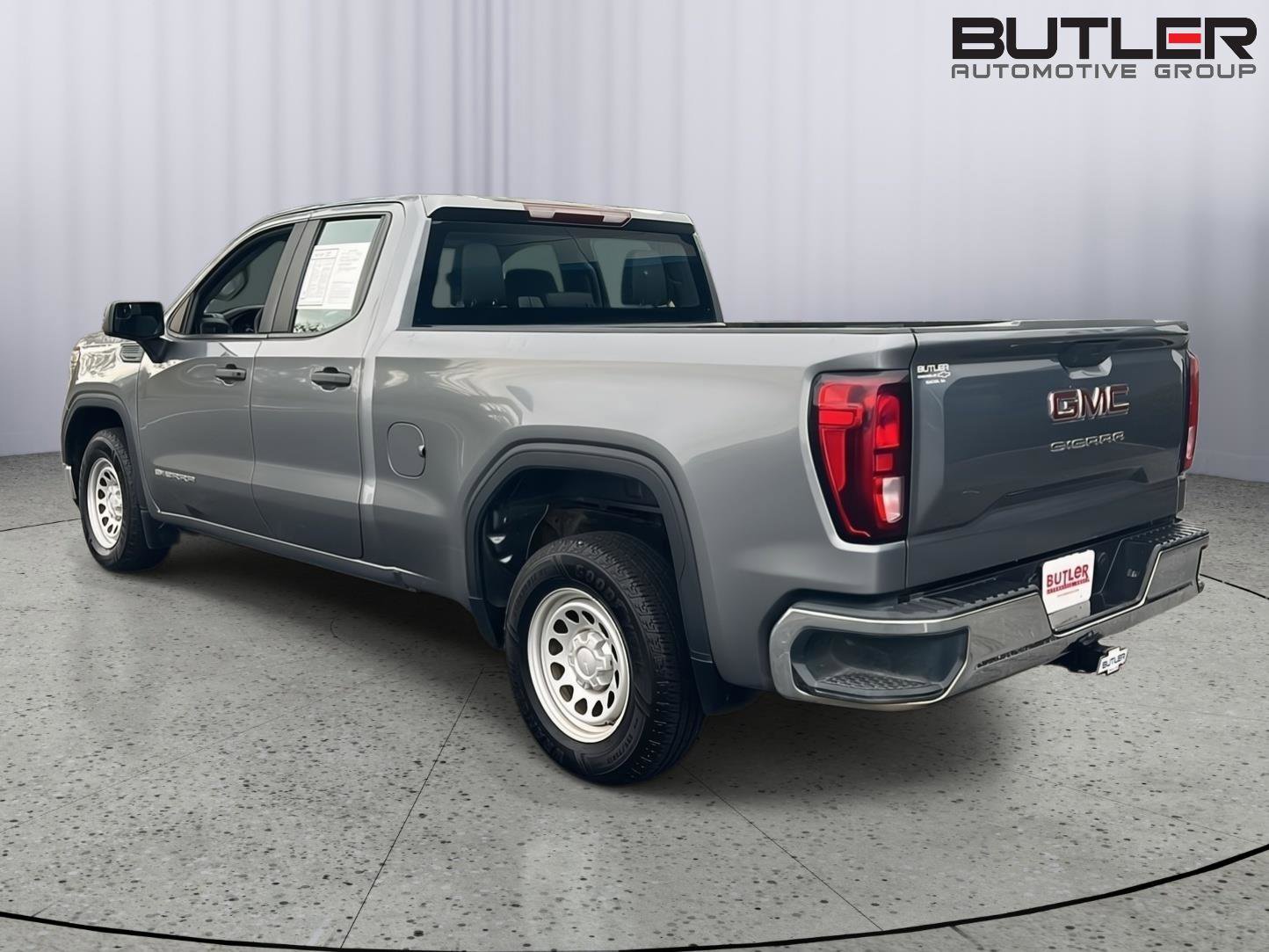 Used 2021 GMC Sierra 1500 2WD Double Cab w/ Fleet Convenience Package image 4