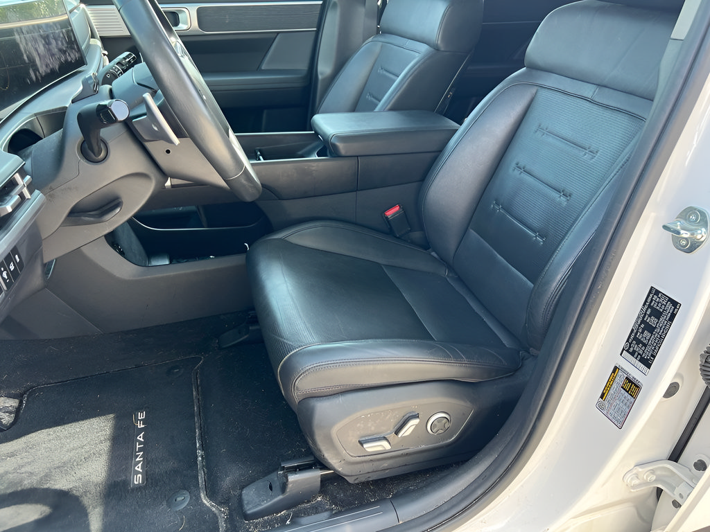 Used 2024 Hyundai Santa Fe Limited AWD/4WD image 15