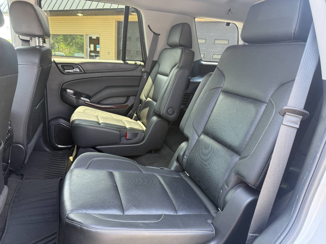 Used 2018 GMC Yukon SLT w/ Open Road Package AWD/4WD image 29