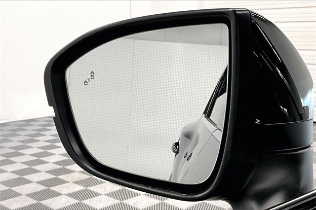 New 2025 Nissan Pathfinder S image 27