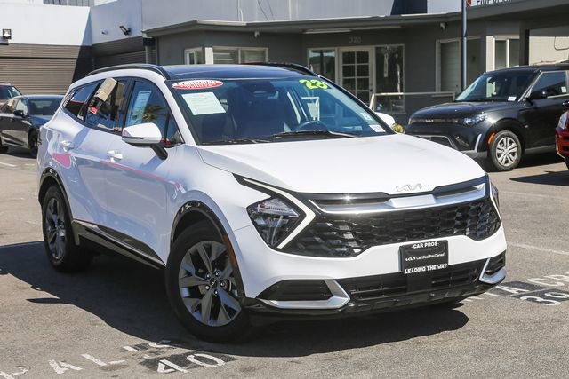Certified 2023 Kia Sportage SX image 2