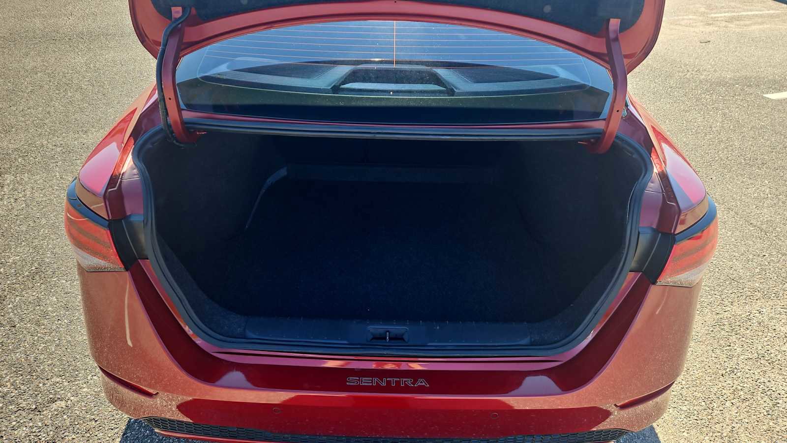 Used 2022 Nissan Sentra SV image 20