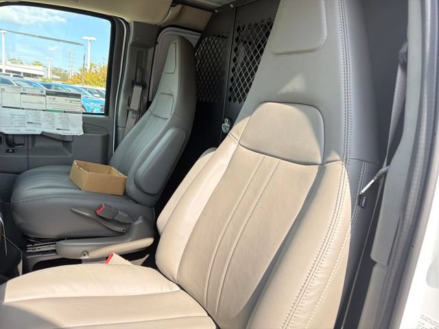 New 2026 Chevrolet Express 3500 w/ Driver Convenience Package RWD image 24