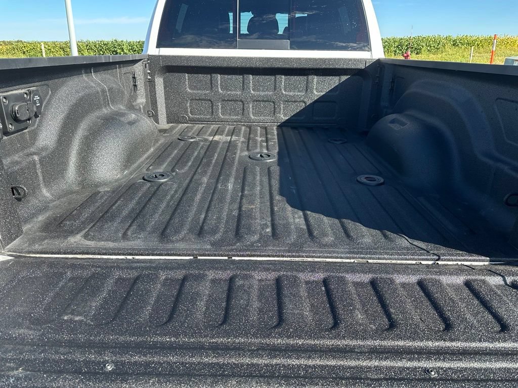 Used 2026 RAM 3500 Laramie AWD/4WD image 9