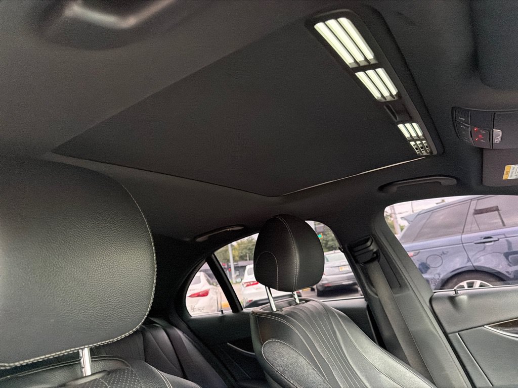 Used 2017 Mercedes-Benz E 300 4MATIC image 43