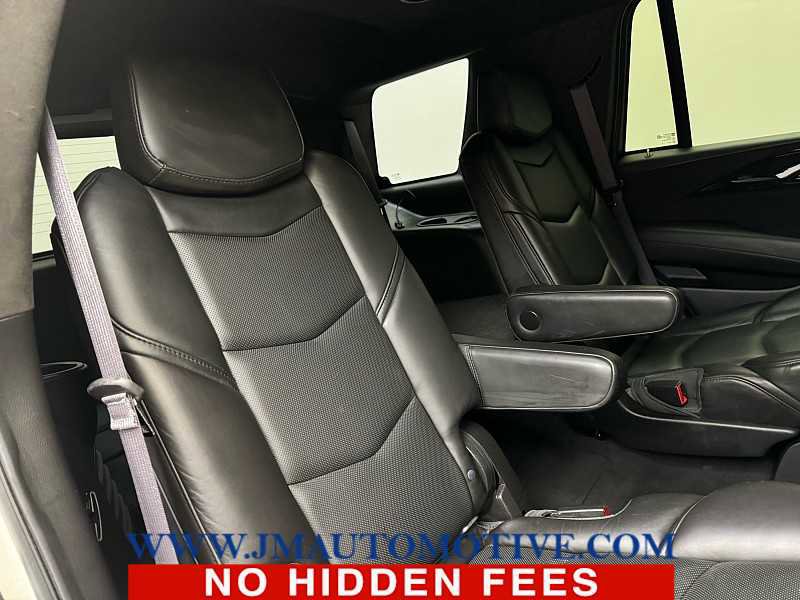 Used 2015 Cadillac Escalade Platinum image 22