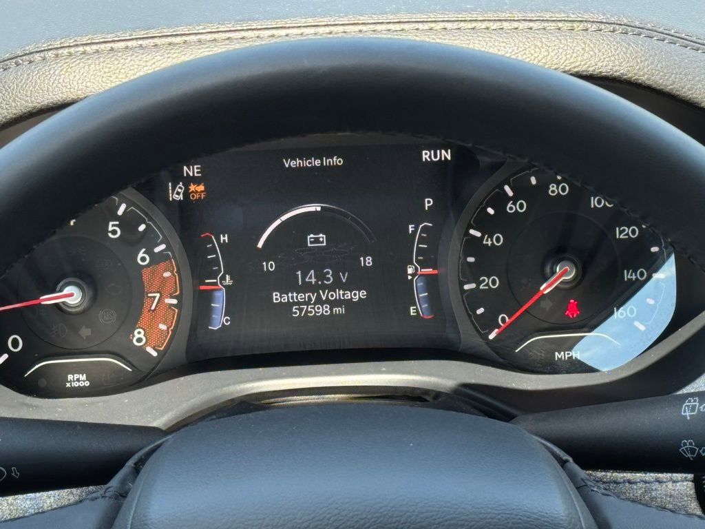 Used 2024 Jeep Compass Latitude AWD/4WD image 23