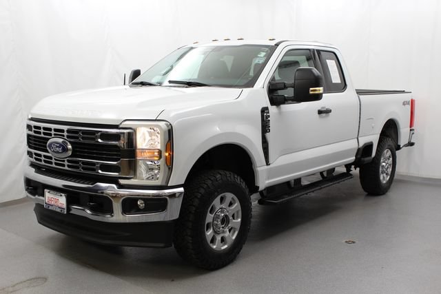 Used 2024 Ford F250 XLT w/ Snow Plow Prep Package AWD/4WD image 16