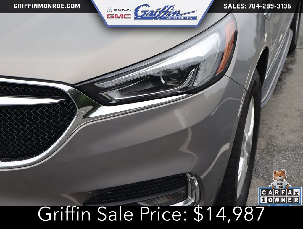 Certified 2019 Buick Enclave Essence w/ LPO, Luxury Package FWD image 10