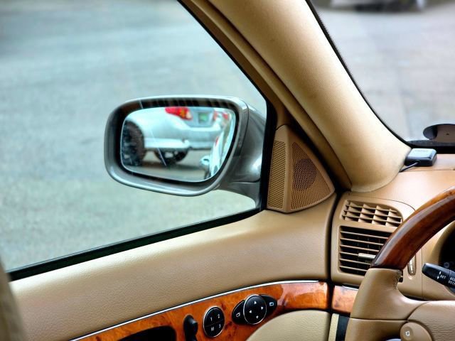 Used 2009 Mercedes-Benz E 350 4MATIC Wagon image 15