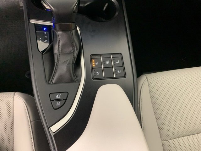 Used 2023 Lexus UX 250h AWD w/ Premium Package image 26
