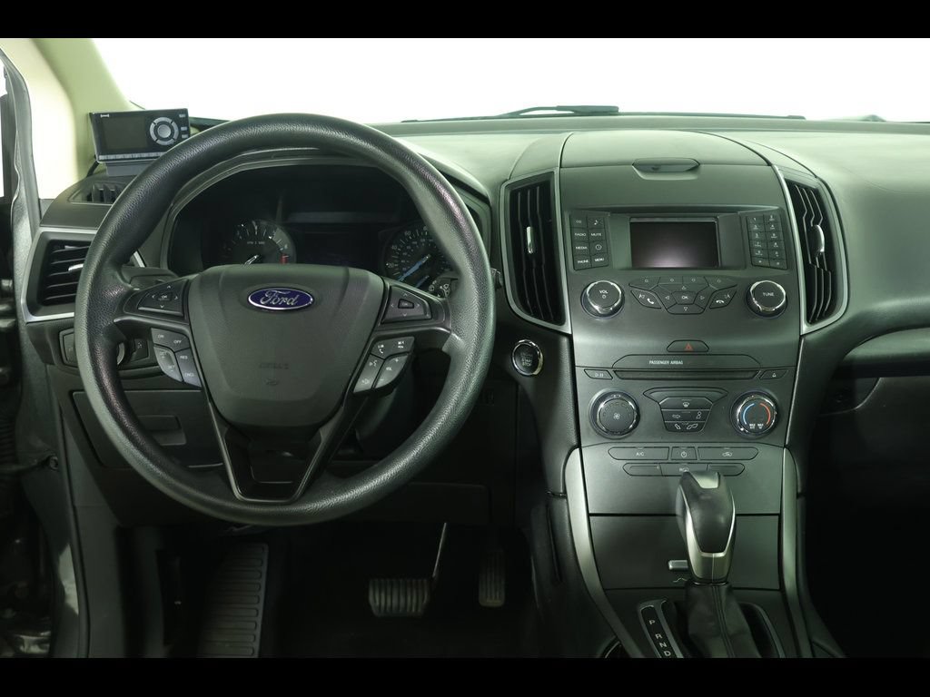Used 2016 Ford Edge SE FWD image 10