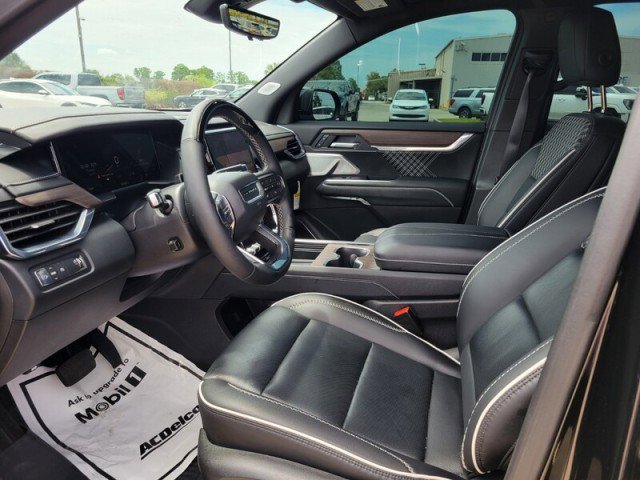 Used 2025 GMC Acadia Denali w/ Super Cruise Package FWD image 19