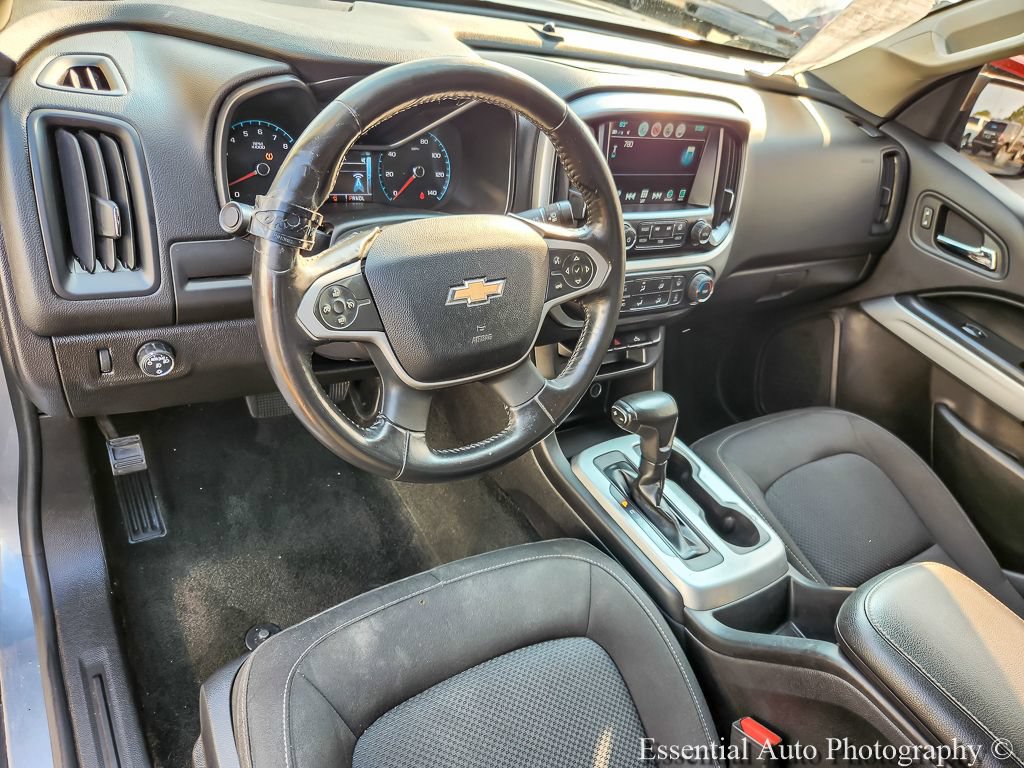 Used 2018 Chevrolet Colorado LT w/ LT Convenience Package RWD image 8