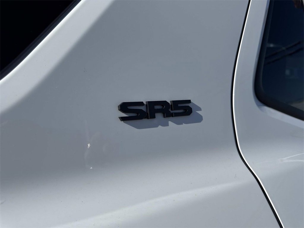 Used 2025 Toyota 4Runner SR5 image 6