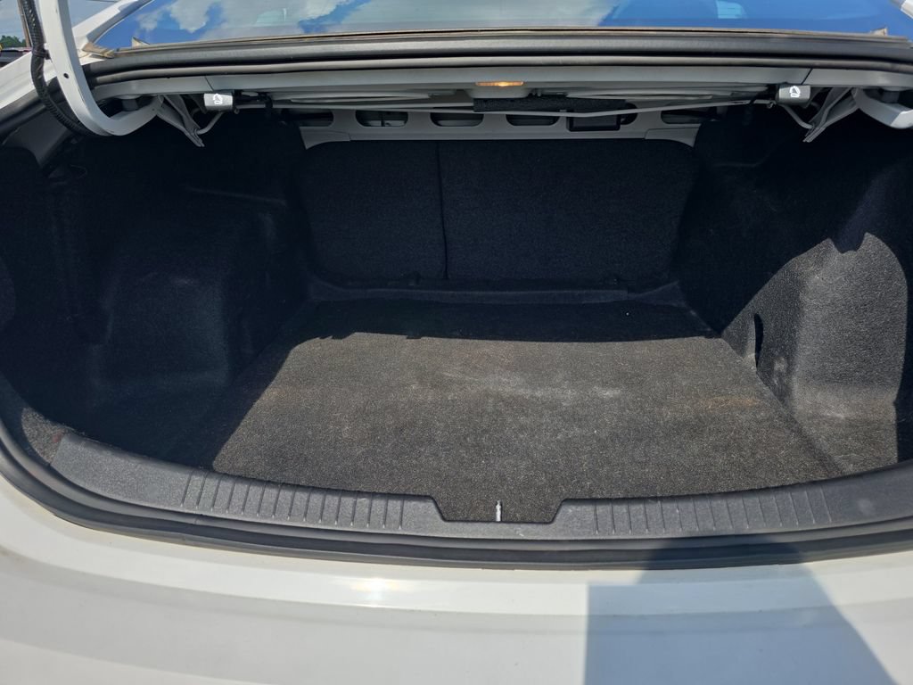 Used 2019 Chevrolet Malibu LS FWD image 13