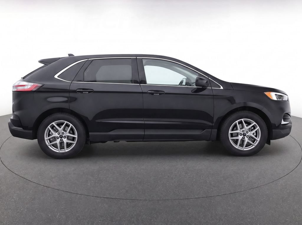 Used 2024 Ford Edge SEL AWD/4WD image 9