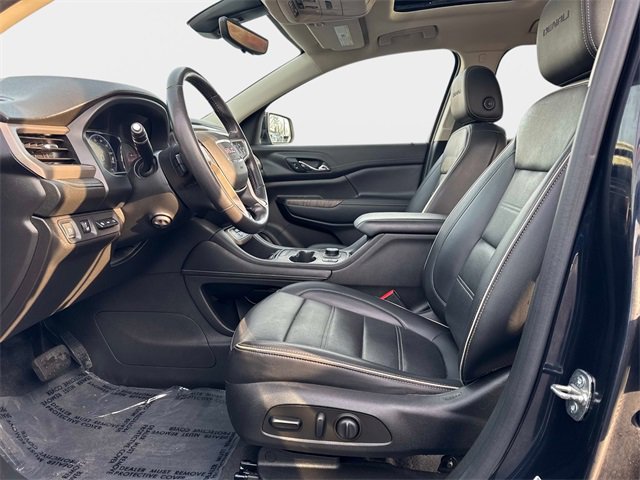 Used 2022 GMC Acadia Denali w/ Denali Ultimate Package image 16