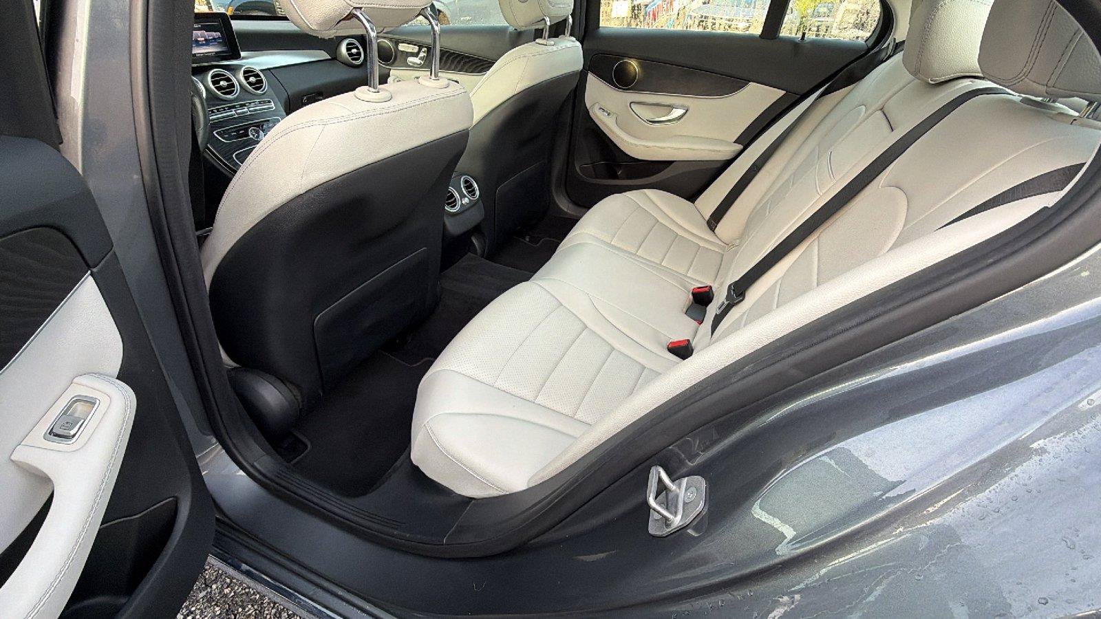 Used 2017 Mercedes-Benz C 300 Sedan image 21
