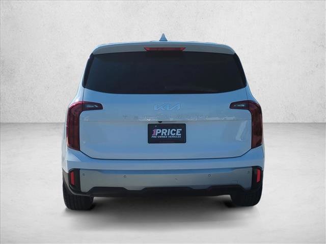Used 2023 Kia Telluride LX image 7