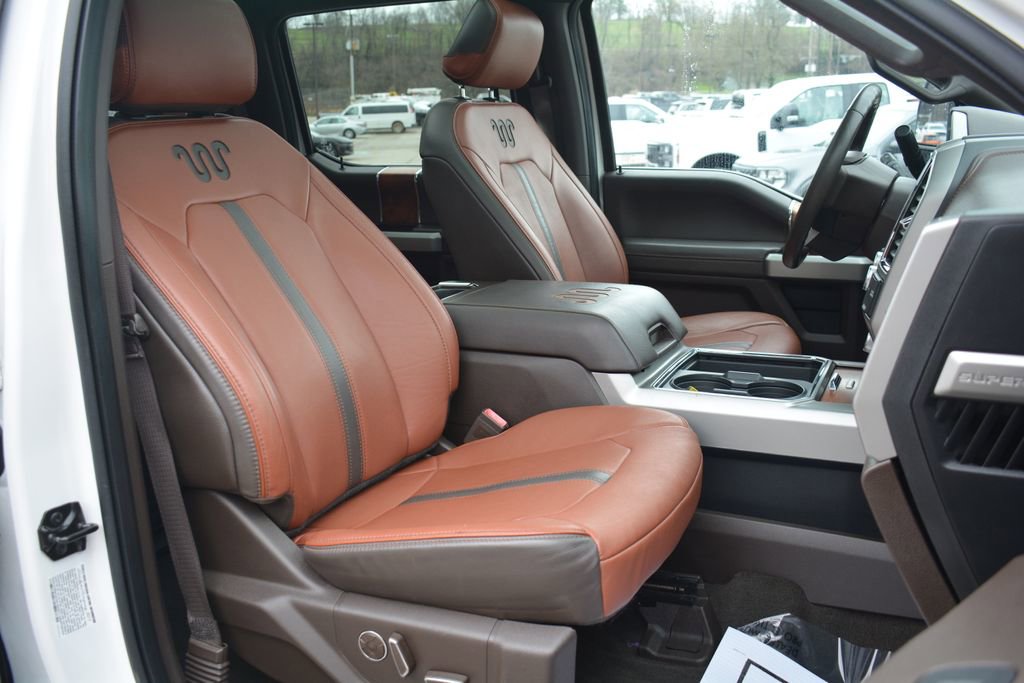 Used 2018 Ford F450 King Ranch w/ King Ranch Ultimate Package AWD/4WD image 21