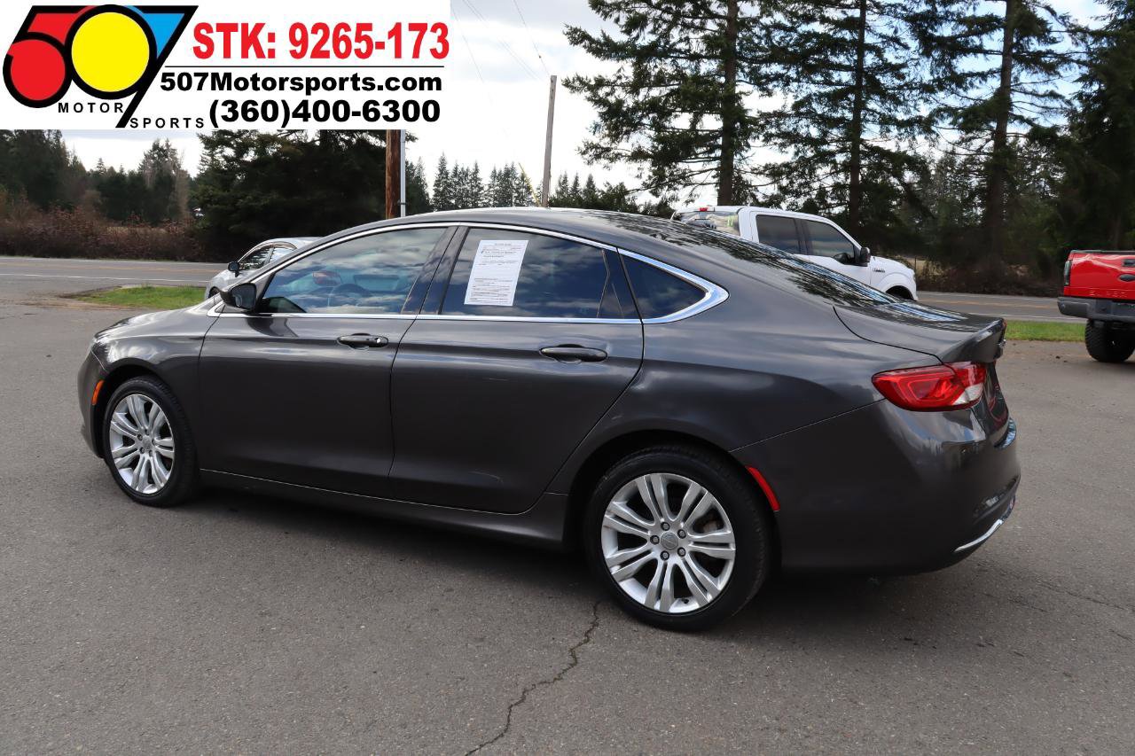 Used 2016 Chrysler 200 Limited w/ Convenience Group image 6