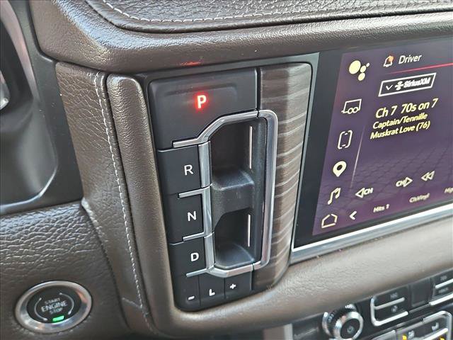 Used 2023 GMC Yukon Denali AWD/4WD image 11