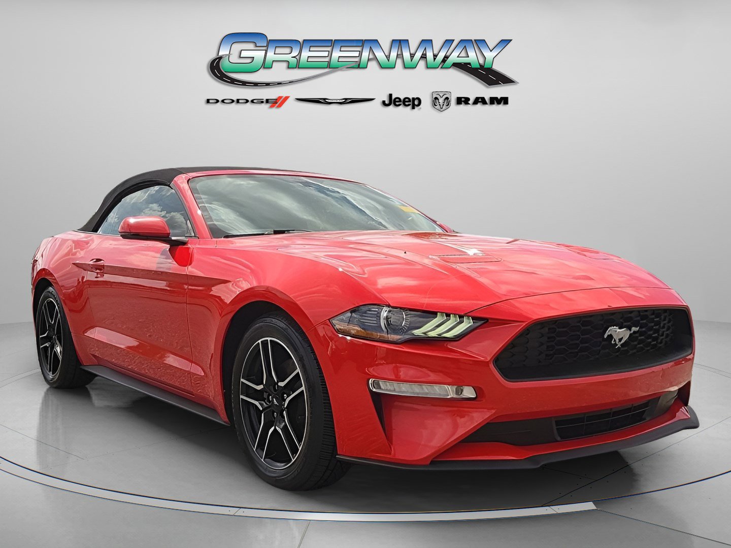 Used 2019 Ford Mustang Premium RWD image 1