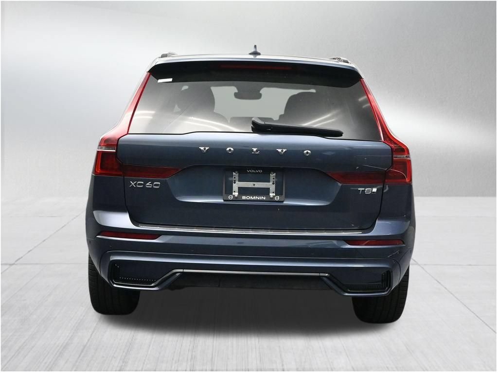 New 2026 Volvo XC60 T8 Ultra w/ Protection Package Premier AWD/4WD image 4