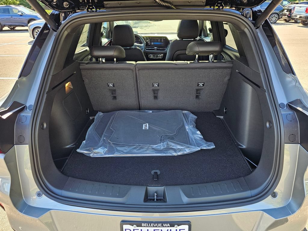 New 2026 Chevrolet TrailBlazer RS w/ Convenience Package AWD/4WD image 13