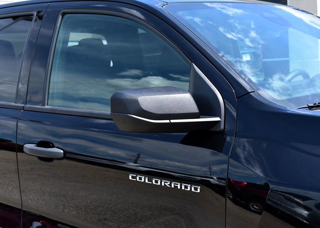 Used 2023 Chevrolet Colorado W/T RWD image 7