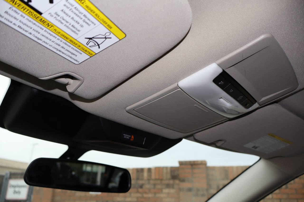 Used 2024 Nissan Pathfinder S image 28