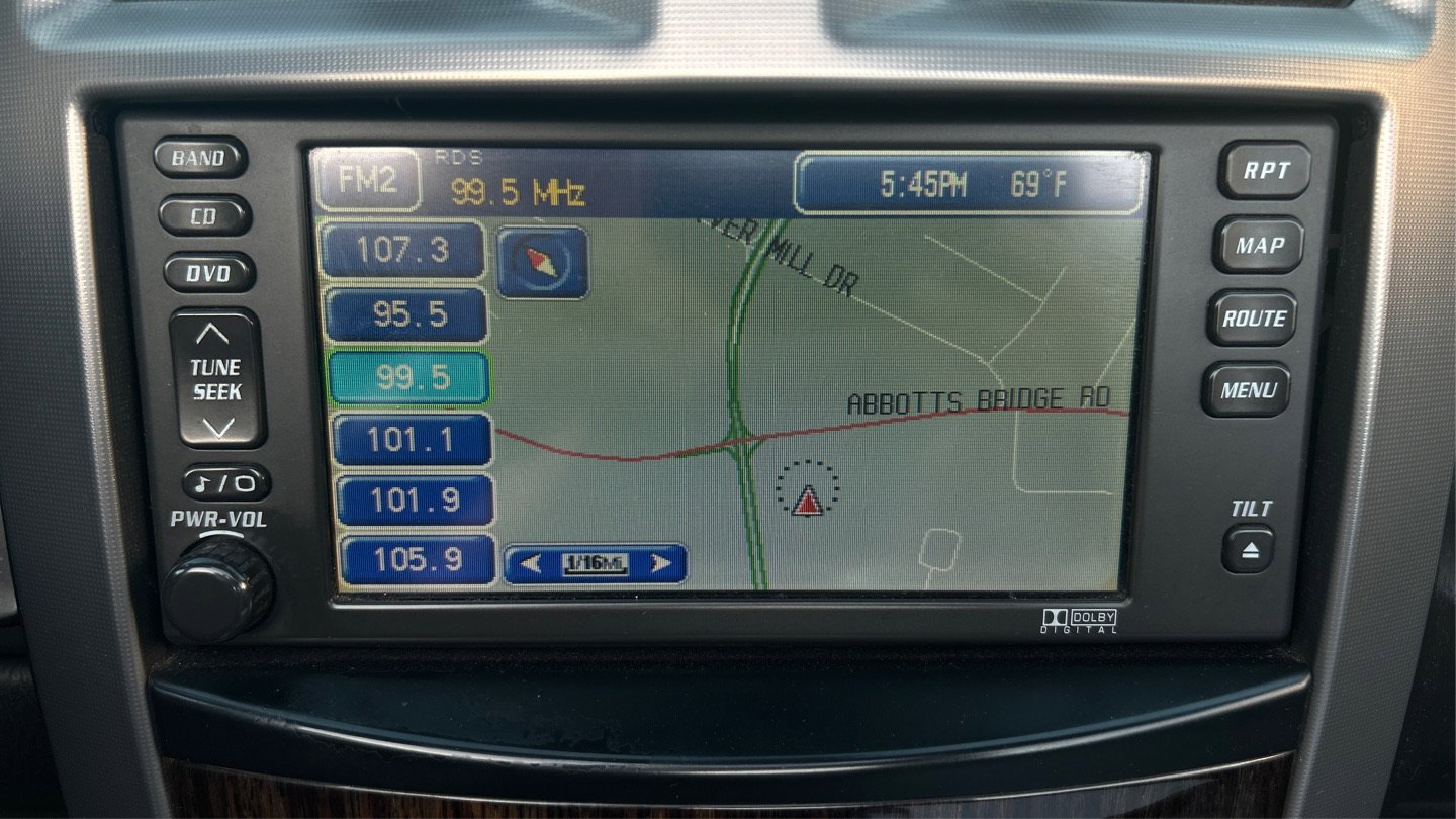 Used 2006 Cadillac XLR V image 11