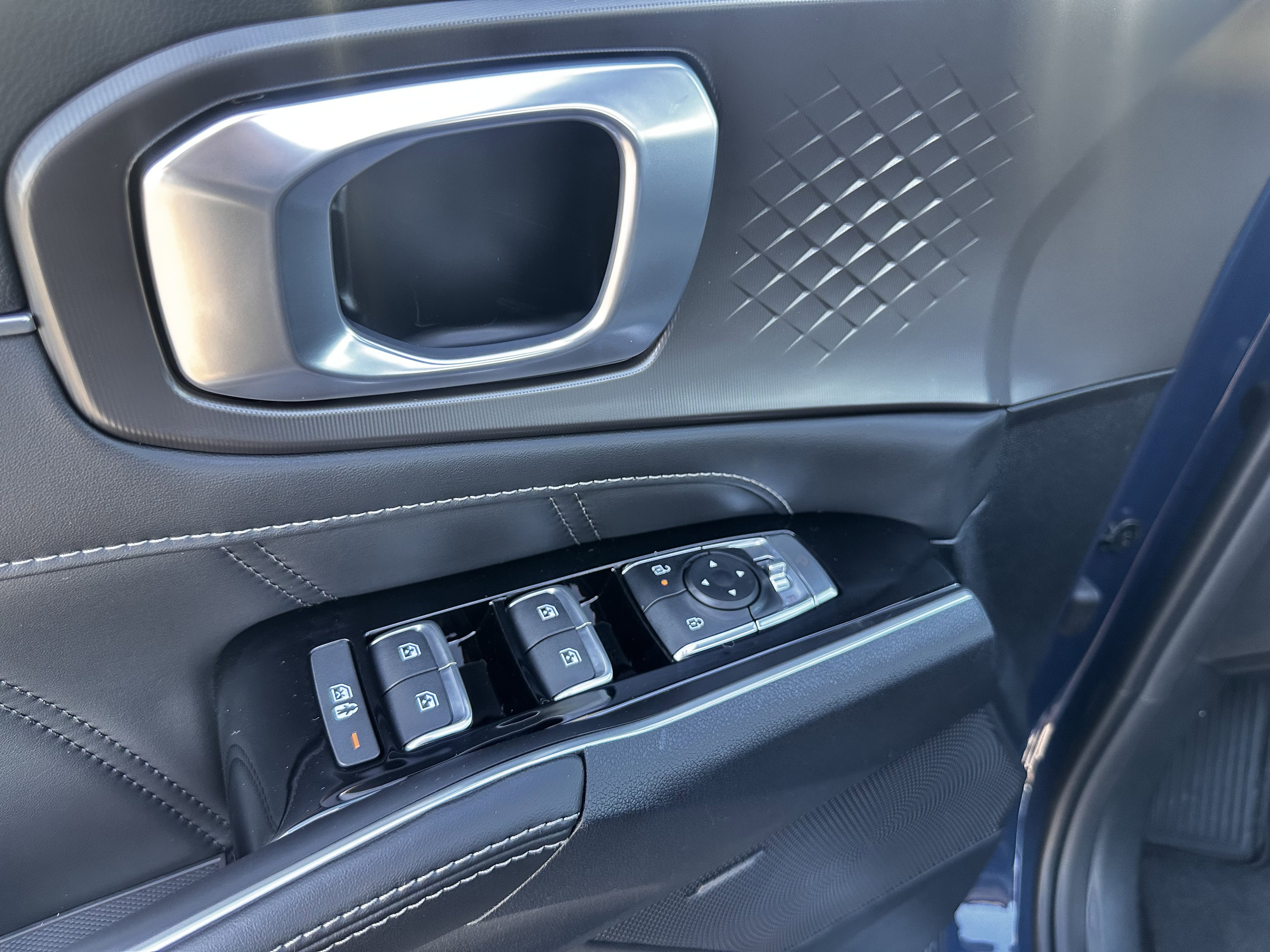 New 2026 Kia Sorento SX image 19