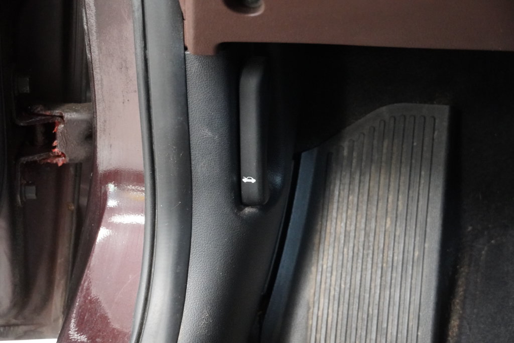 Used 2010 Kia Forte EX FWD image 24