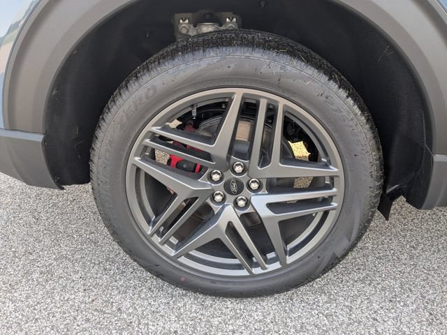 New 2026 Ford Explorer ST-Line w/ ST-Line Street Pack AWD/4WD image 6