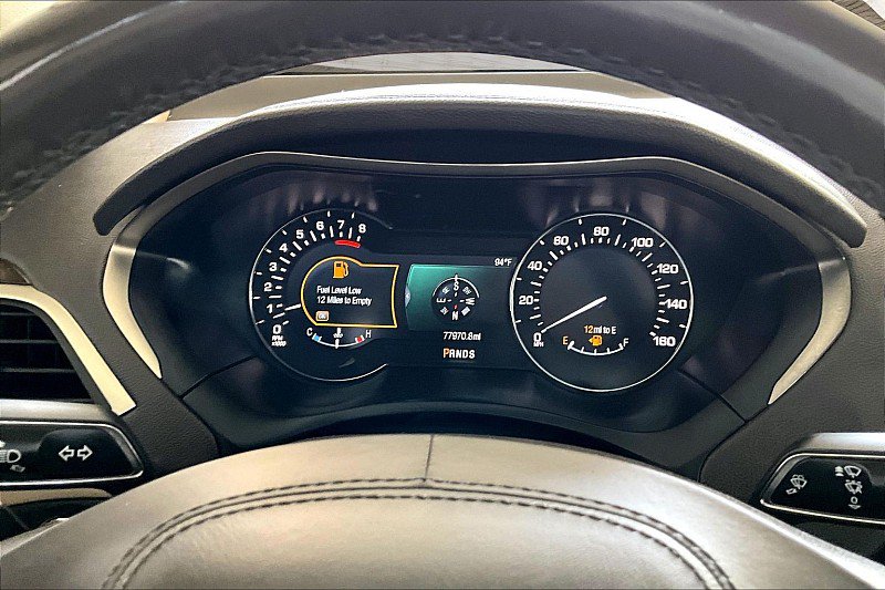 Used 2018 Lincoln MKZ Reserve w/ Climate Package FWD image 17