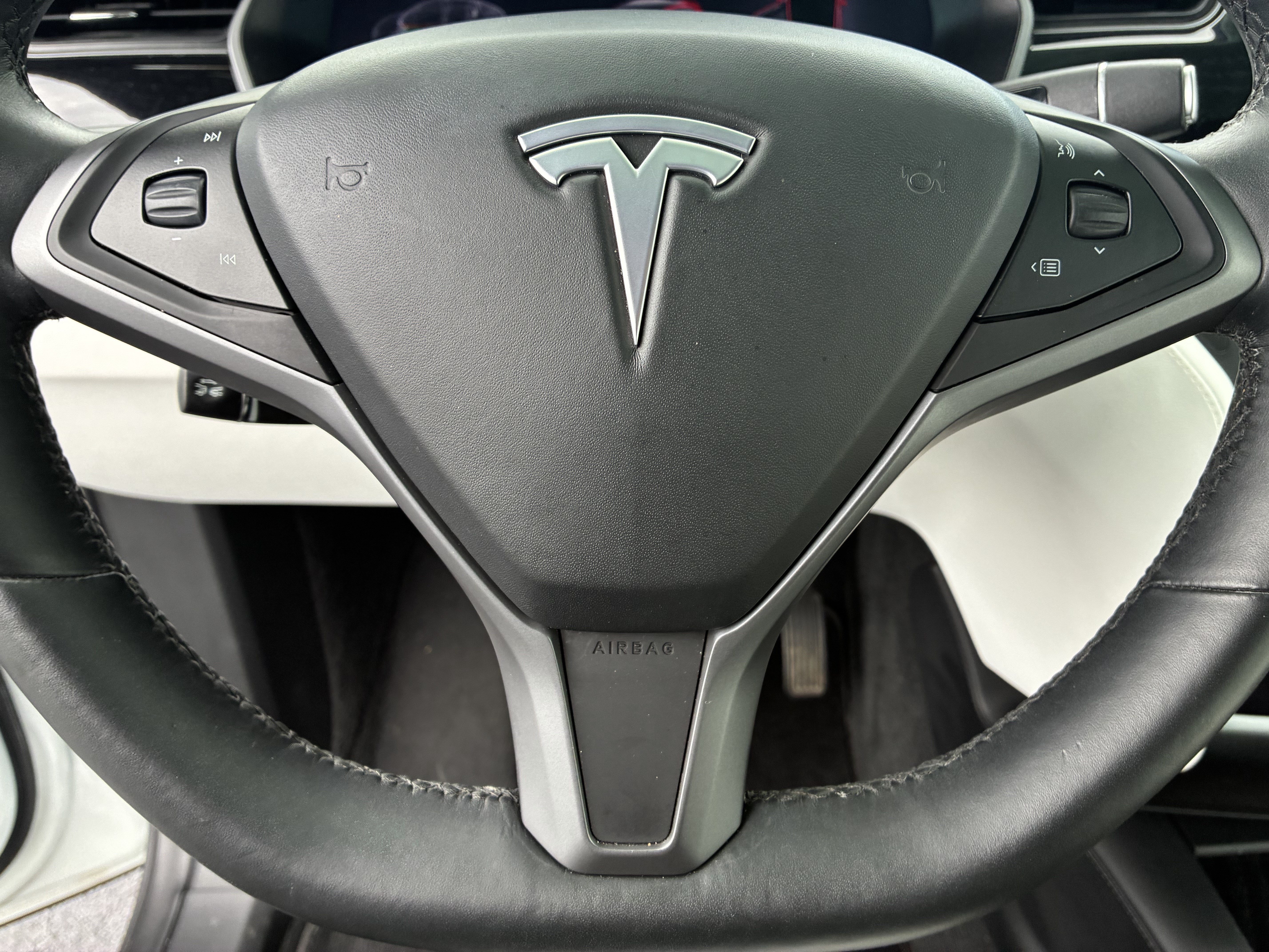 Used 2020 Tesla Model X Long Range AWD/4WD image 26