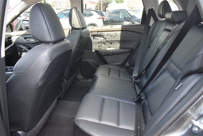 Used 2023 Nissan Rogue SV w/ SV Premium B Package AWD/4WD image 23